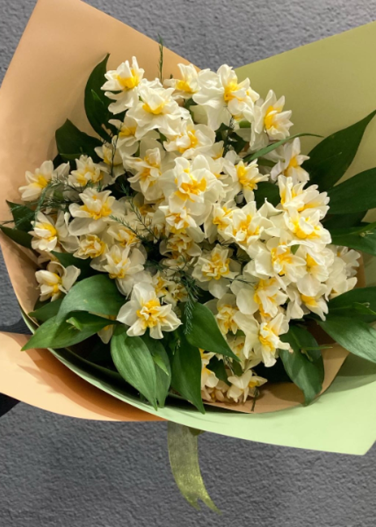 Mis Kokulu Nergis Buketi